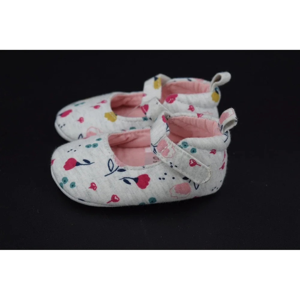 Child of Mine Mary Jane Crib Shoes Baby Girl 0-3M Gray Floral Soft Sole Shoes